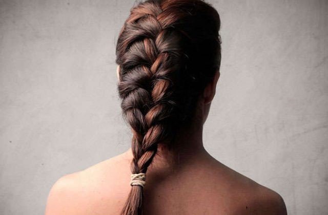 Read more about the article How to Make Easy Braids