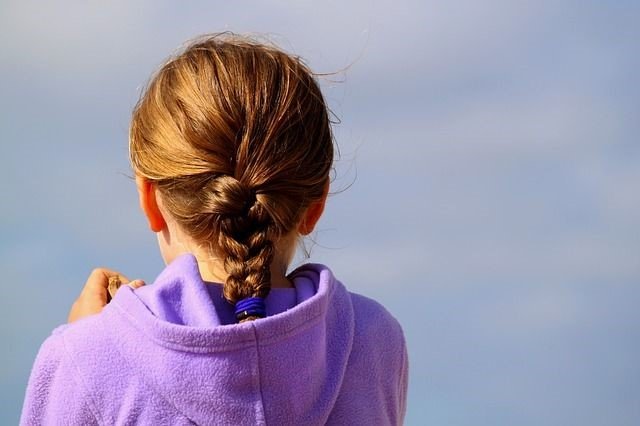 Read more about the article How to Make Glued Braids